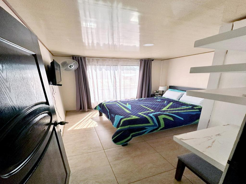 Senderos Apartment, Self Check- in, Airport SJO 5 MIN