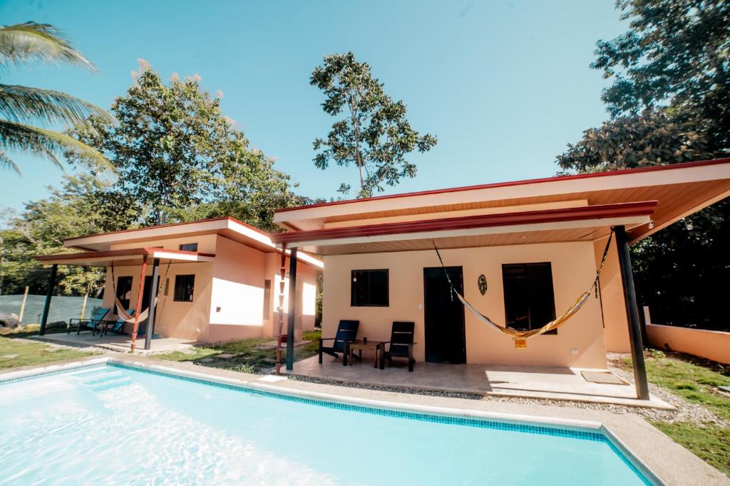 Brahman Bungalows on Pavones Point