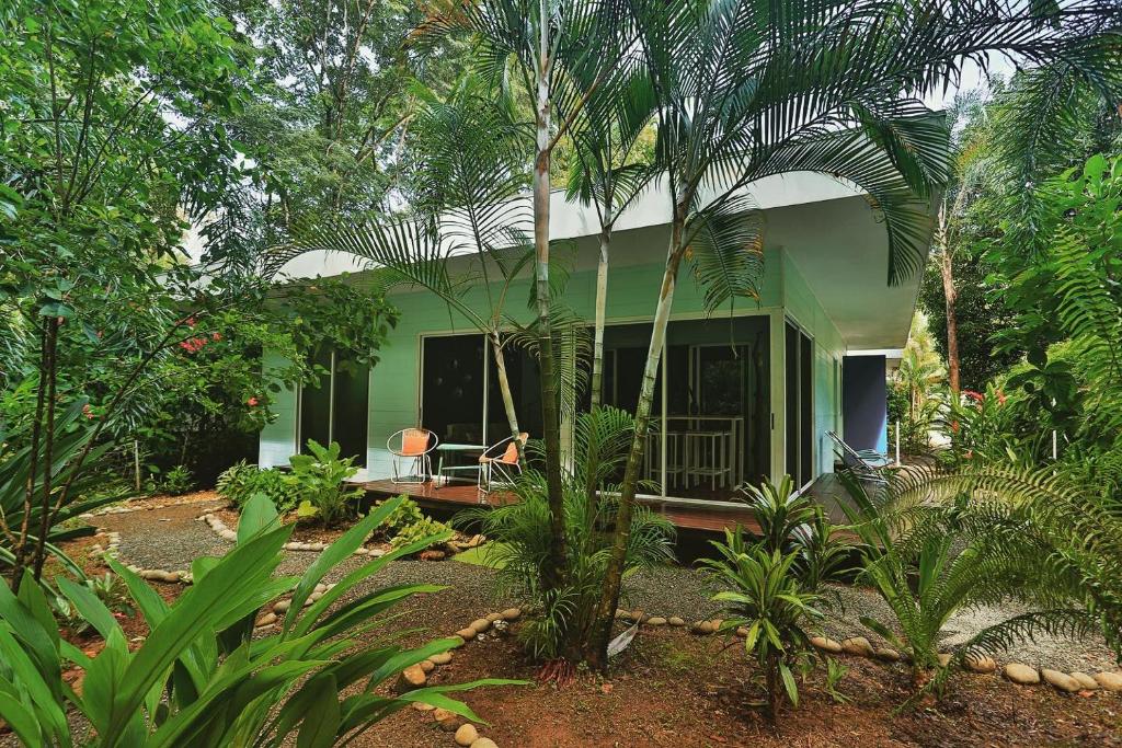 Ojochal Gardens