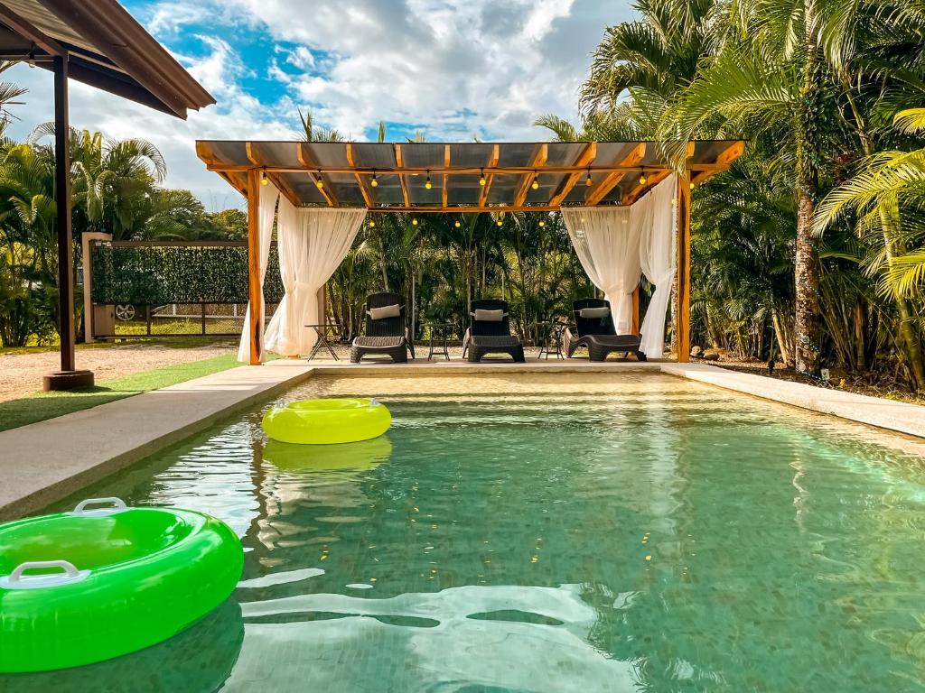 Casa Heliconias La Fortuna Private Pool