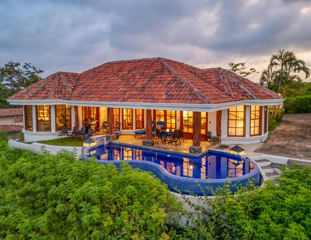 Casita Cole