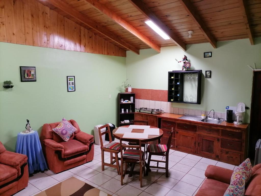 Cassidini House