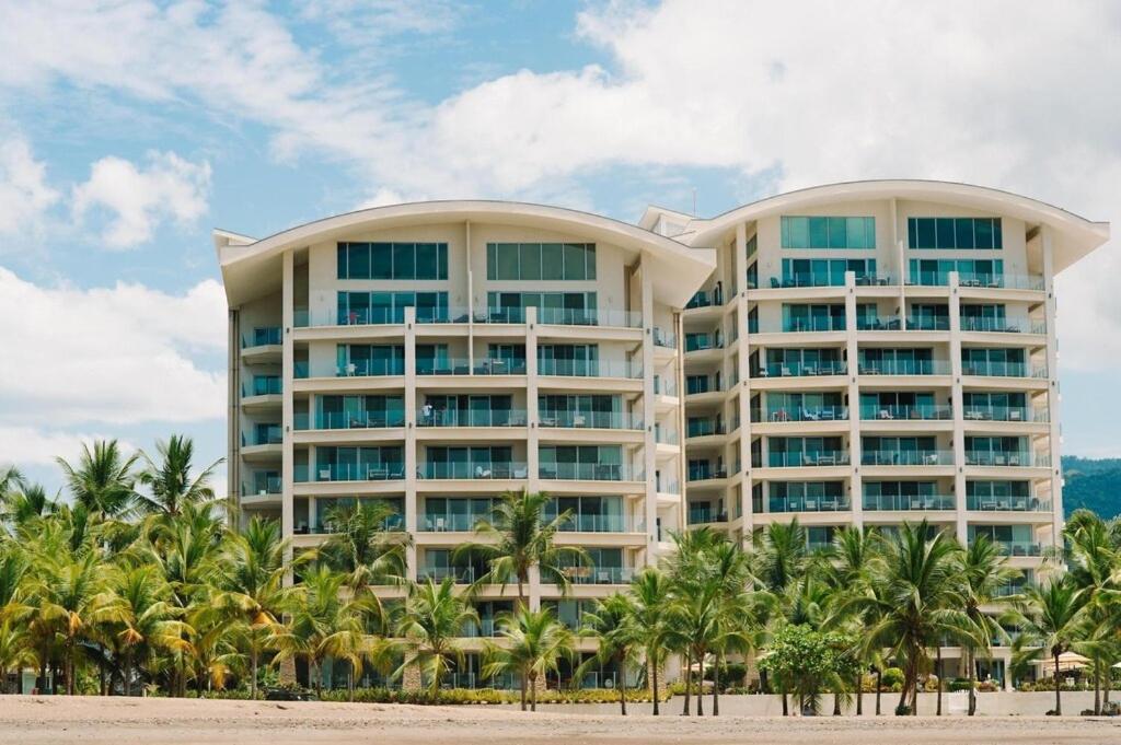 Elegant Beachfront Condo at Diamonte del Sol - 801s