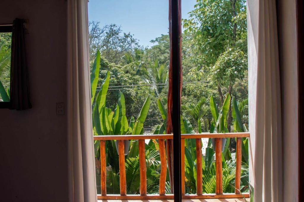 Leidy Mar Apartments