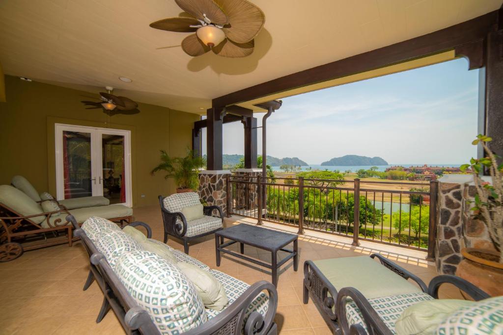 Los Suenos Resort Vista Bahia 3A by Stay in CR