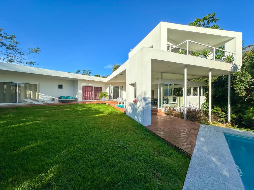 Ocean View Villa 2min to beach - Casa Cantini