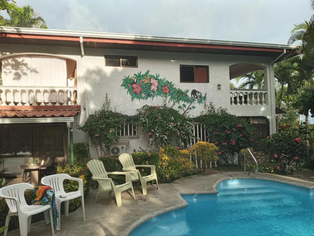 Pacific Jungle Condominium