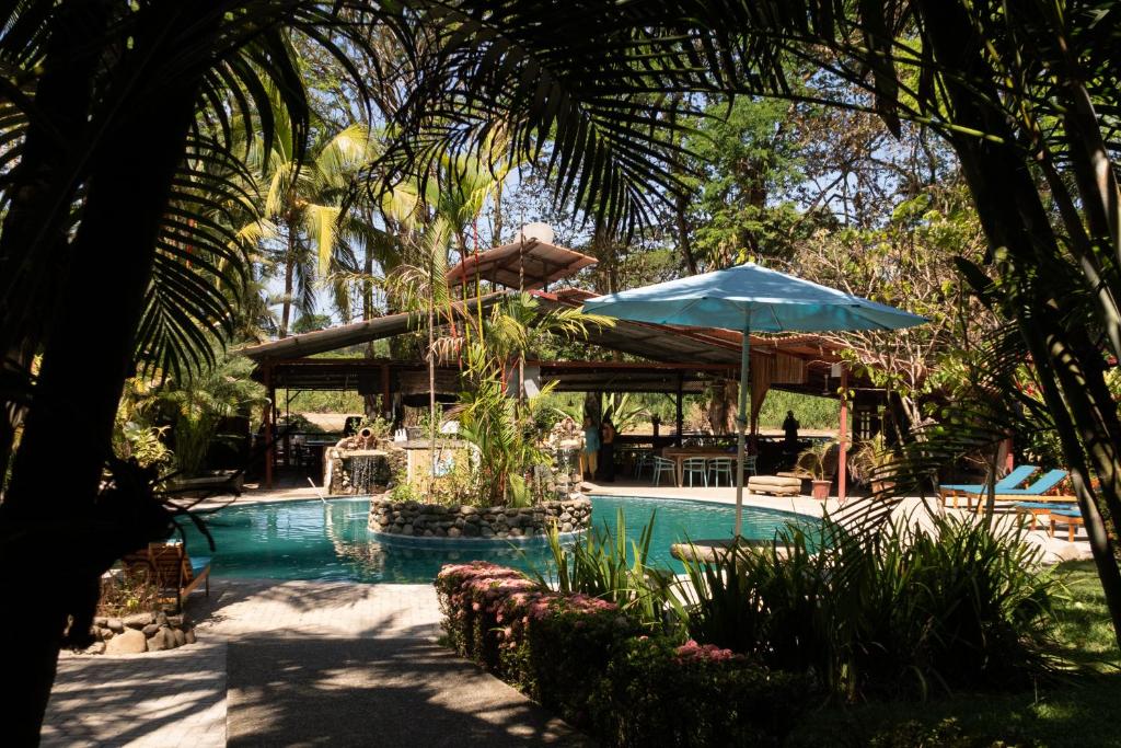 Rio Lindo Hotel
