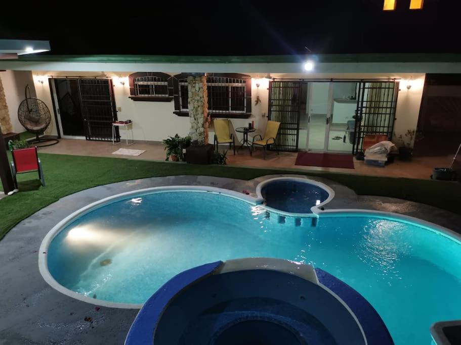 VillaLore piscina exclusiva BBQ AC max 11 personas 5min playas